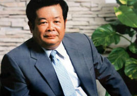曹德旺的創(chuàng)業(yè)心路：我不是為了錢(qián)